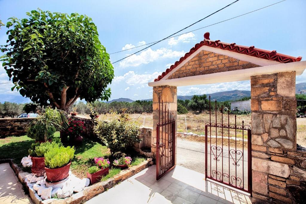 Olive Tree Apartment Kaliviani Ngoại thất bức ảnh